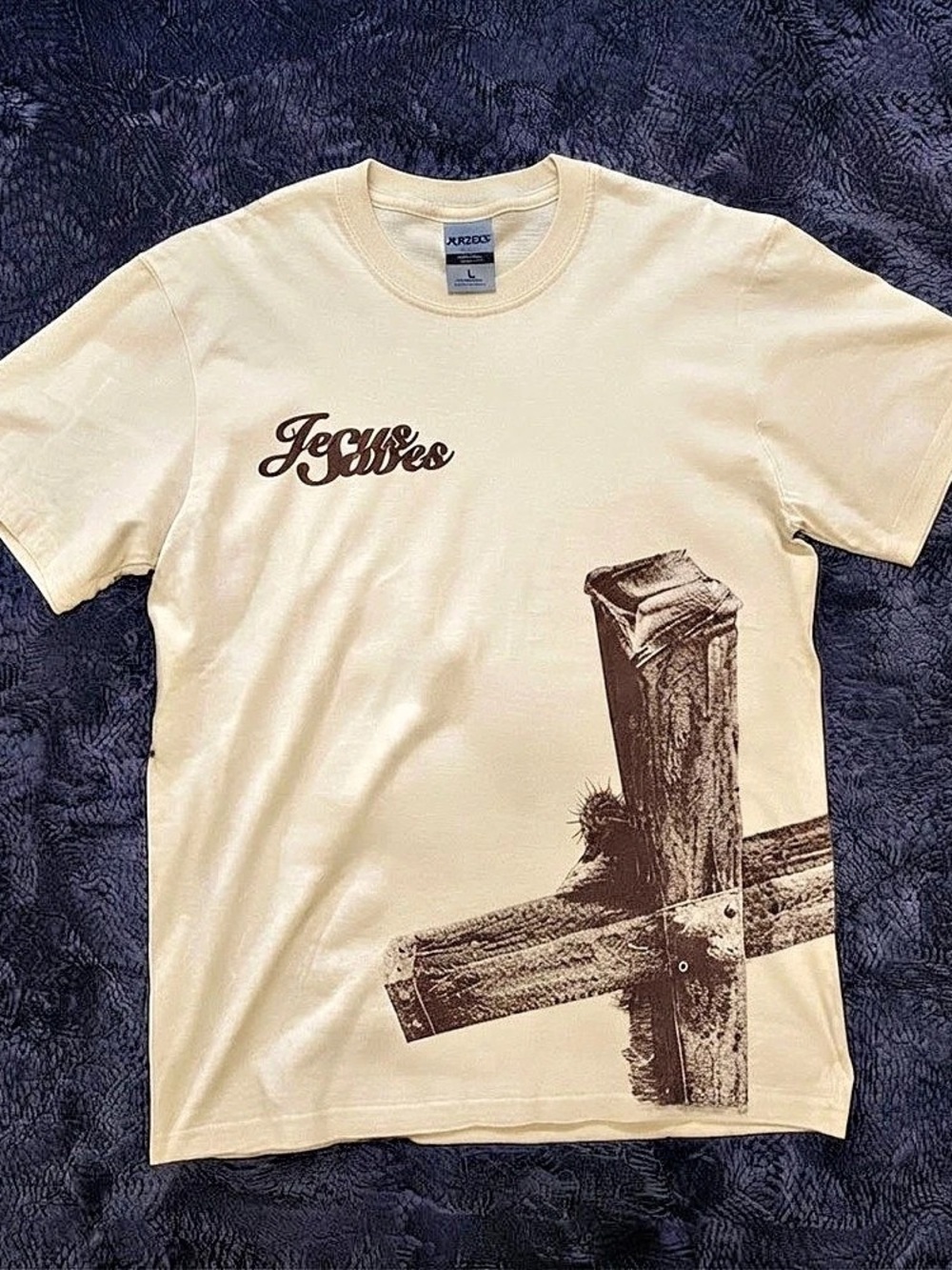 Gildan Jesus Save Graphic Short Sleeve T-Shirt in Offwhite